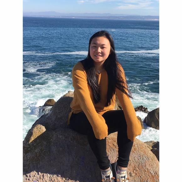 Meet your Posher, Michaela - Picture 1 of 1